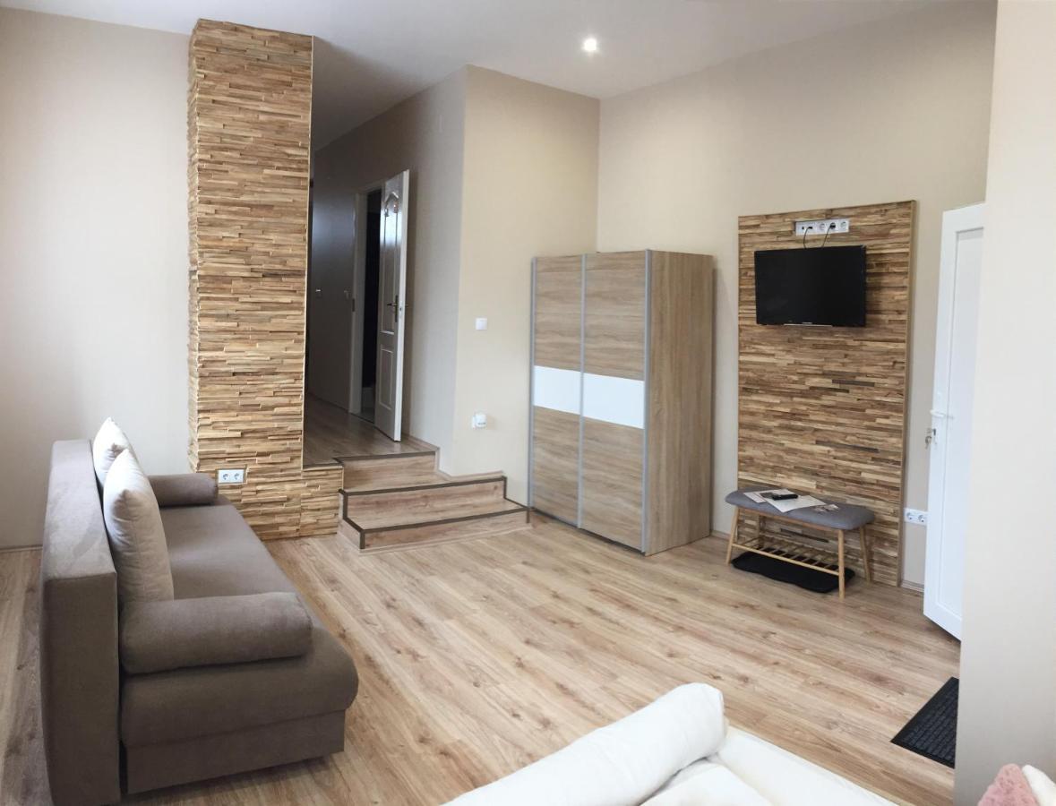 Ferienwohnung Family Apartmanhaz Nagykanizsa Exterior foto