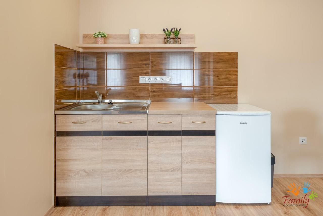 Ferienwohnung Family Apartmanhaz Nagykanizsa Exterior foto