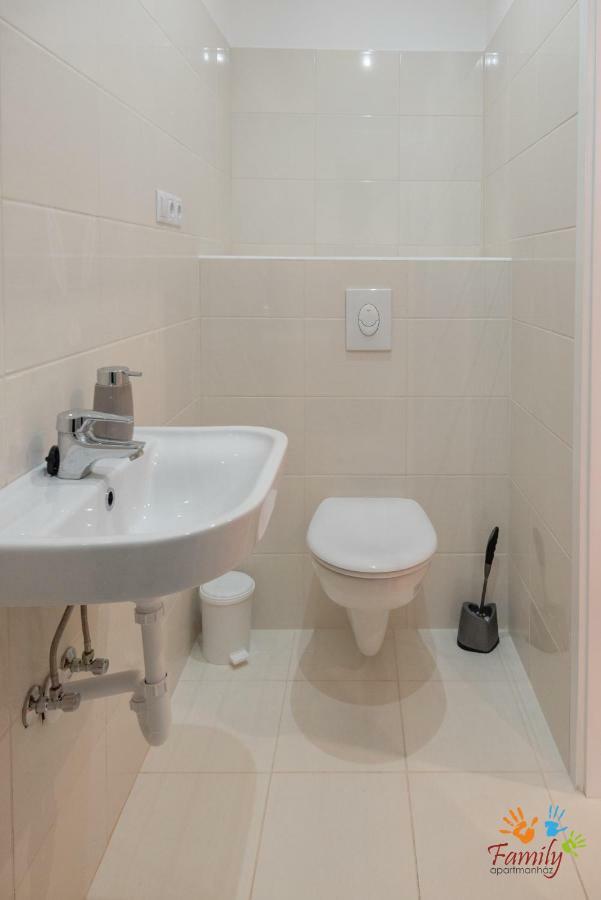 Ferienwohnung Family Apartmanhaz Nagykanizsa Exterior foto