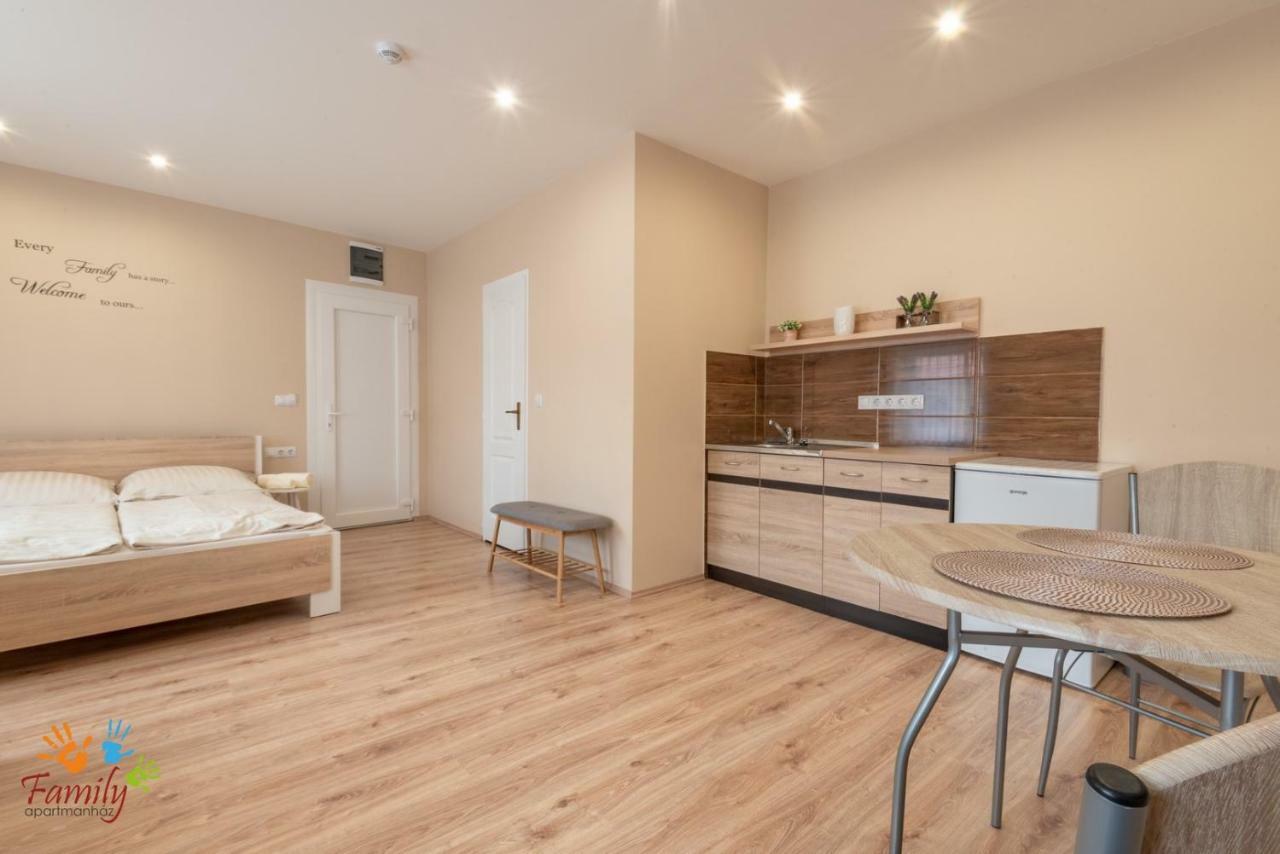 Ferienwohnung Family Apartmanhaz Nagykanizsa Exterior foto