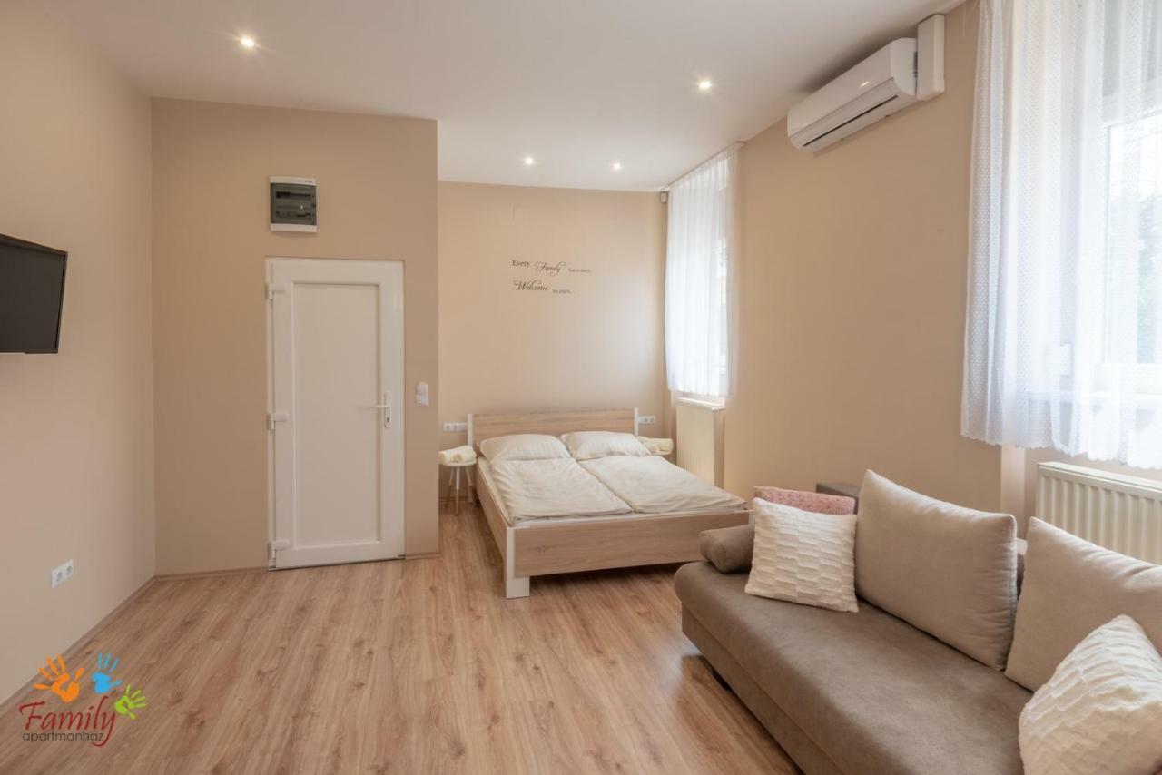 Ferienwohnung Family Apartmanhaz Nagykanizsa Exterior foto