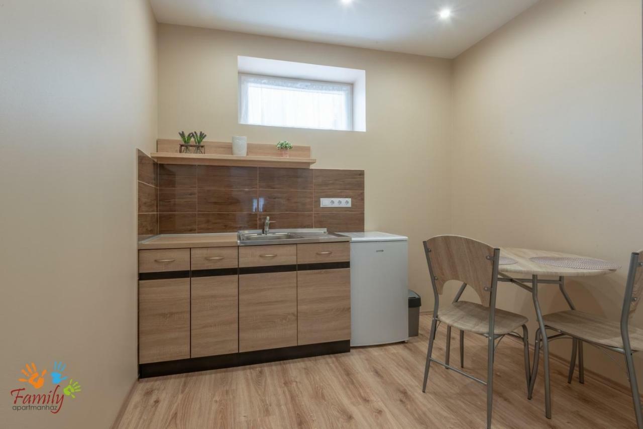 Ferienwohnung Family Apartmanhaz Nagykanizsa Exterior foto