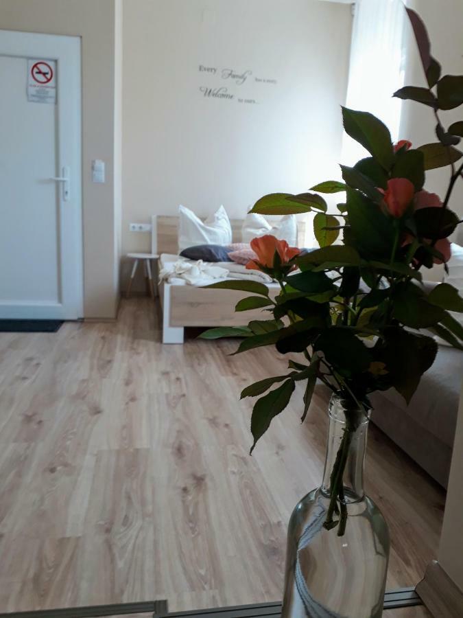 Ferienwohnung Family Apartmanhaz Nagykanizsa Exterior foto